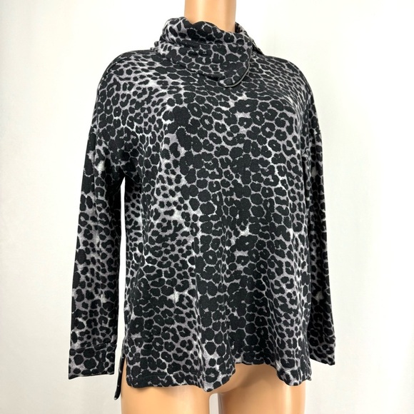 Soft Surroundings Women’s XS Felina Leopard Print Zip Turtle Neck Tunic Sweater - Picture 3 of 15